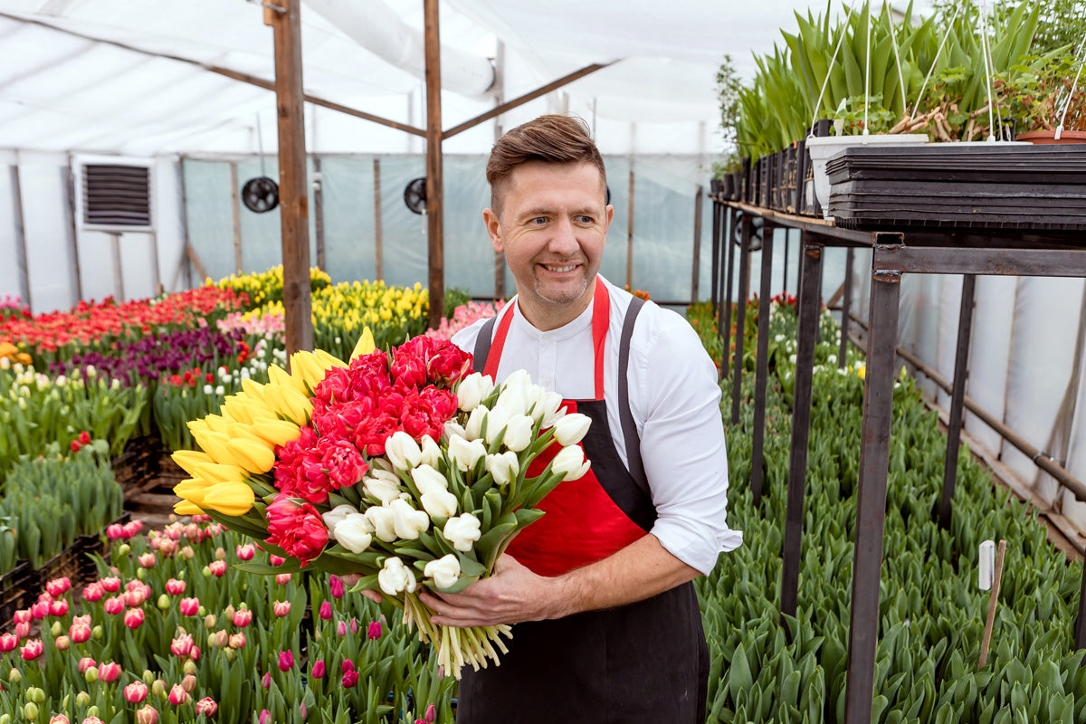 7 Essential Tips for Choosing the Best Wholesale Florist for Your Flower Shop